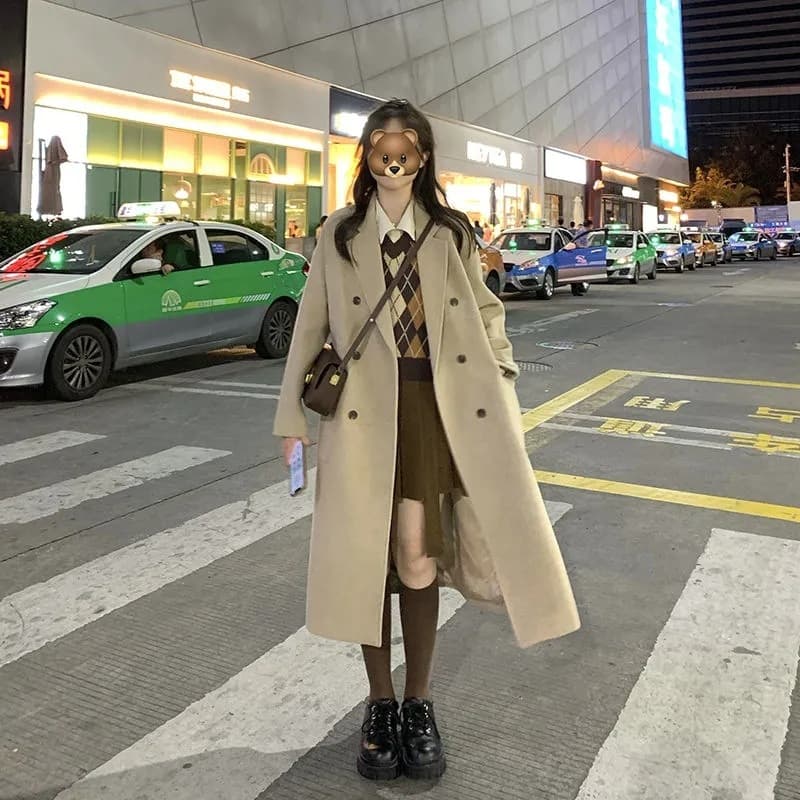 New Autumn/Winter Apricot Wool Coat for Women, Hepburn Style Woolen Overcoat Petite Korean Winter Thickened