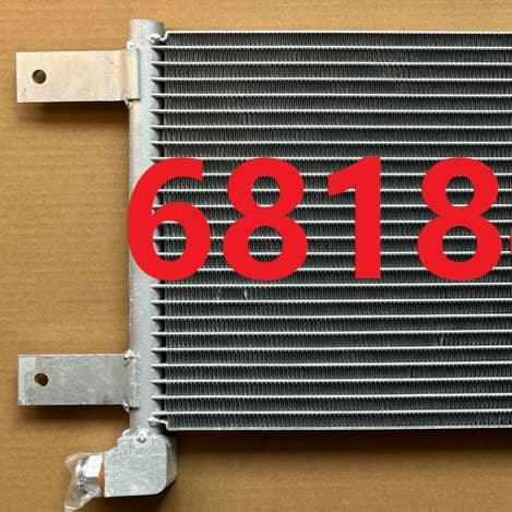 Oil Cooler 68184883AA for RAM 2500/3500 Engine Oil Cooler