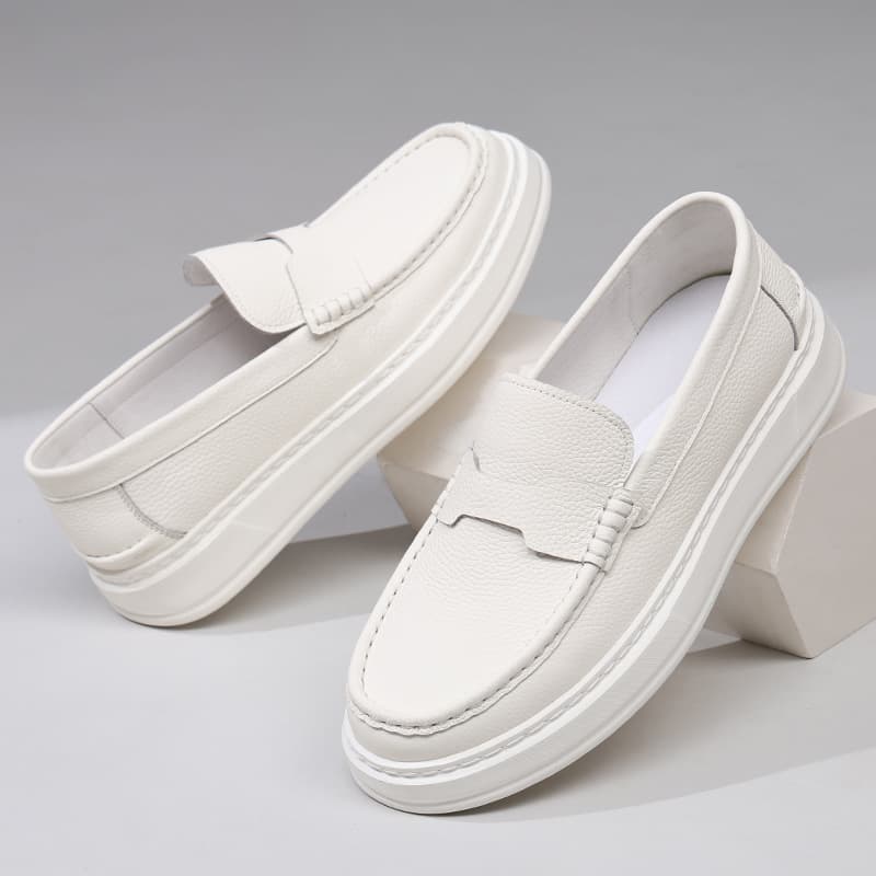 Men's Shoes 2026 Spring New Genuine Leather Men's Slip-on Shoes Fashionable Soft Soled Lazy Shoes Casual Loafers