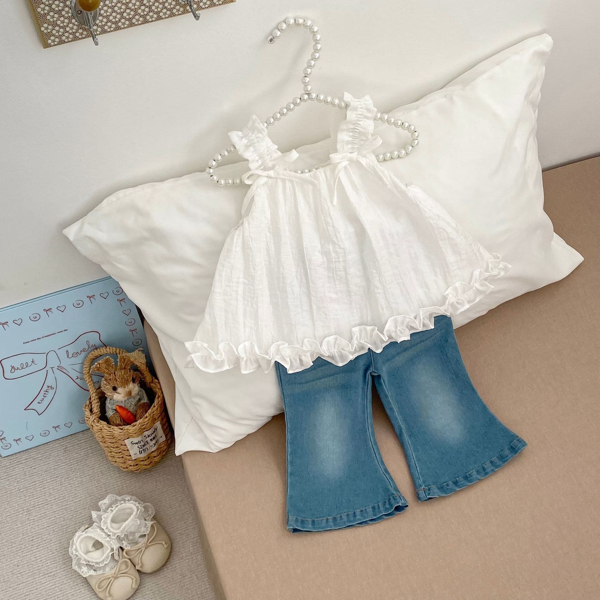 2026 Summer Girls Sleeveless Babydoll Top Sweet Bow Camisole Thin Style Lace Princess Blouse
