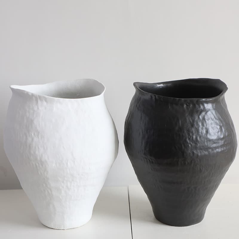 Modern Minimalist Black White Dot Ceramic Vase Decoration Sample House Soft Decoration Sales Office Homestay Display Piece