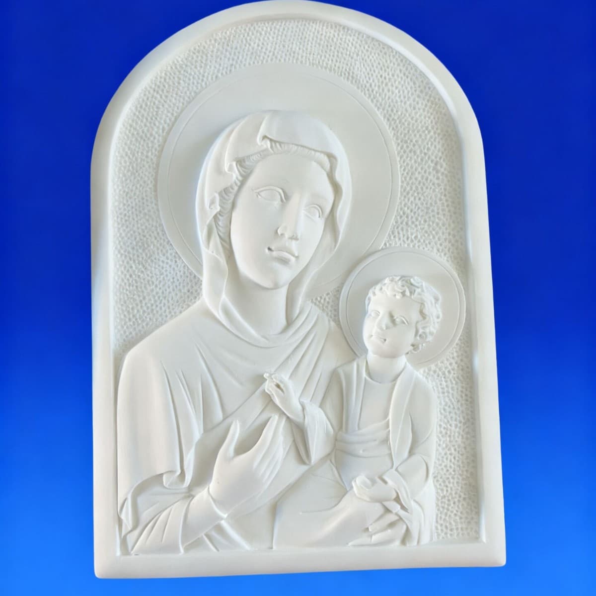 New Cross-Border Plaster White Creative Bedroom Decoration Holy Family Relief White Effect Virgin Mary Holding Baby Jesus Ornament