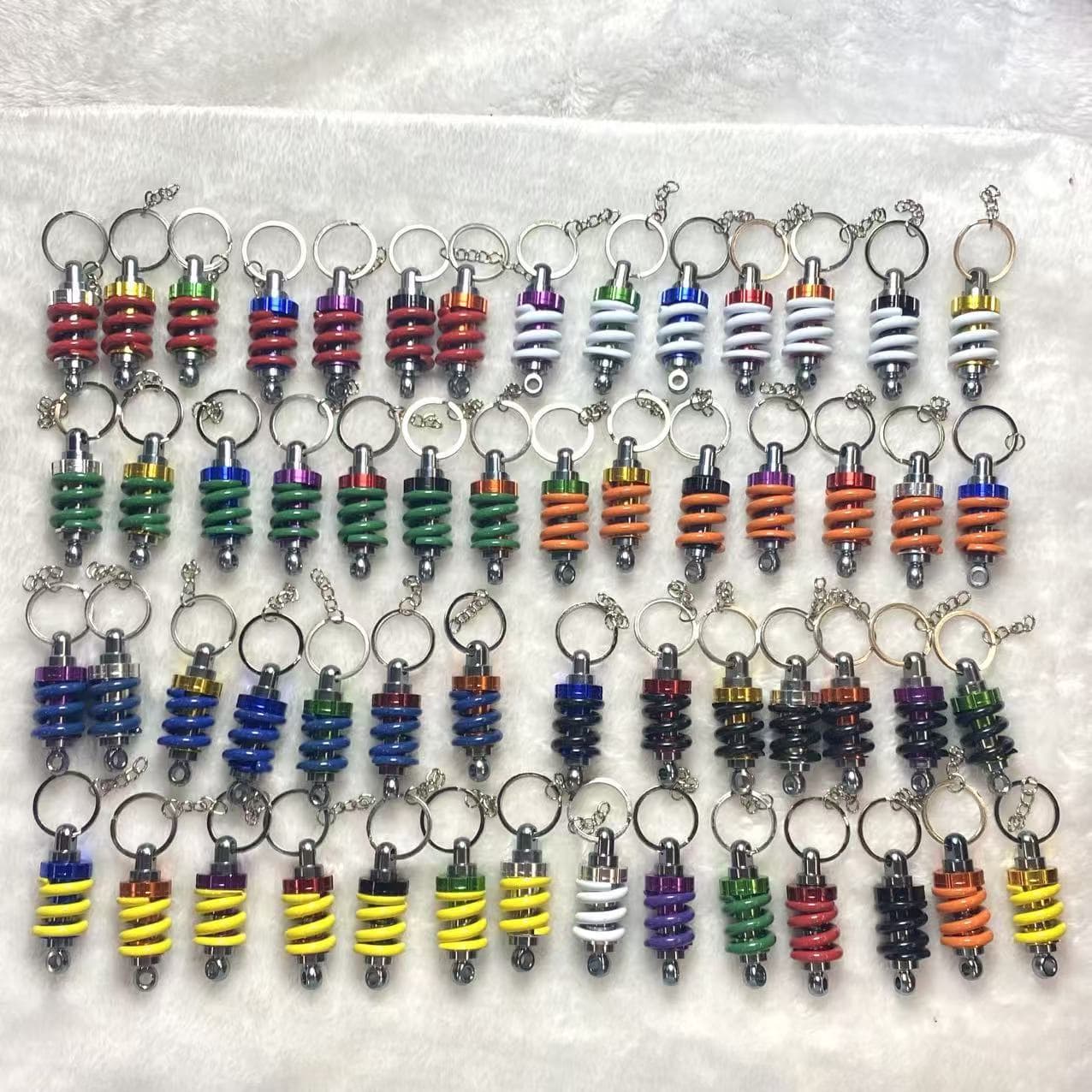 Factory E-commerce Car Keychain AUTO Shock Absorber Racing Modified Spring Damper Shock Absorber Model Keychain