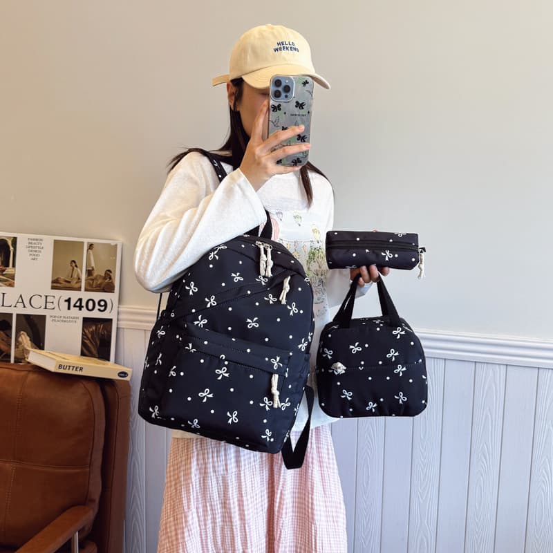 Fresh and Simple Printed Backpack for High School and College Girls, College Style, Mori Girl, Casual Travel Backpack for Women