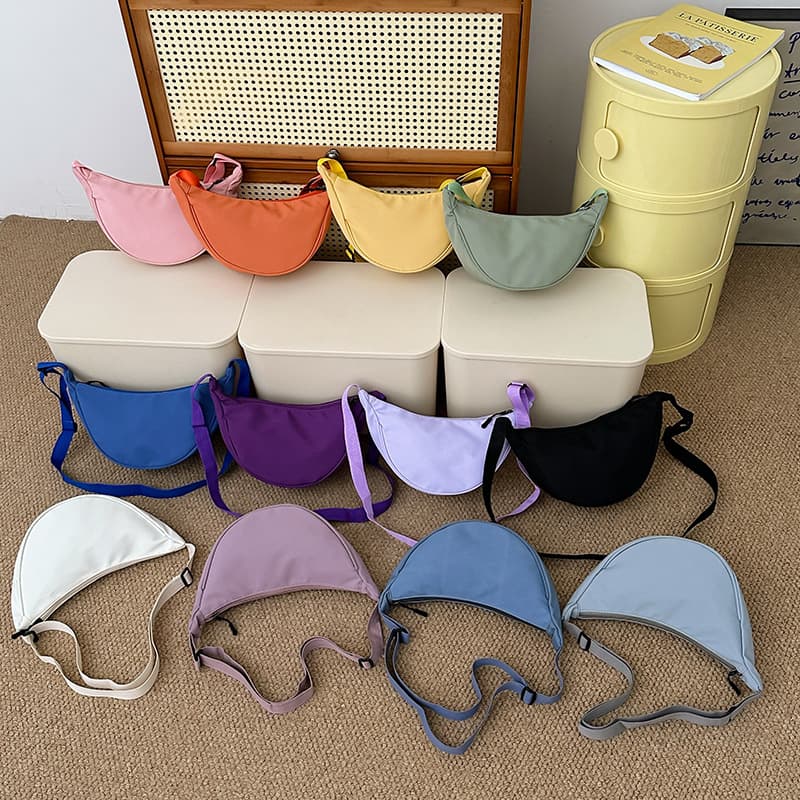 Fashionable Casual Women's Crossbody Bag, Simple and Lightweight Crescent Bag, Trendy Underarm Bag, Solid Color Shoulder Bag Small Bag