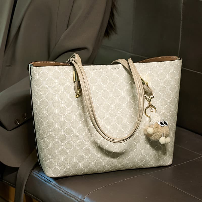 Genuine Leather Handbag for Women 2026 Simple Spring Summer New Fashion Versatile Large Capacity Tote Bag Women File Bag