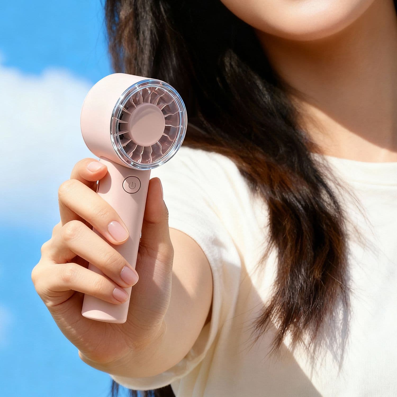 New handheld small fan USB mini portable refrigeration charging fan outdoor 3-speed adjustable mini fan