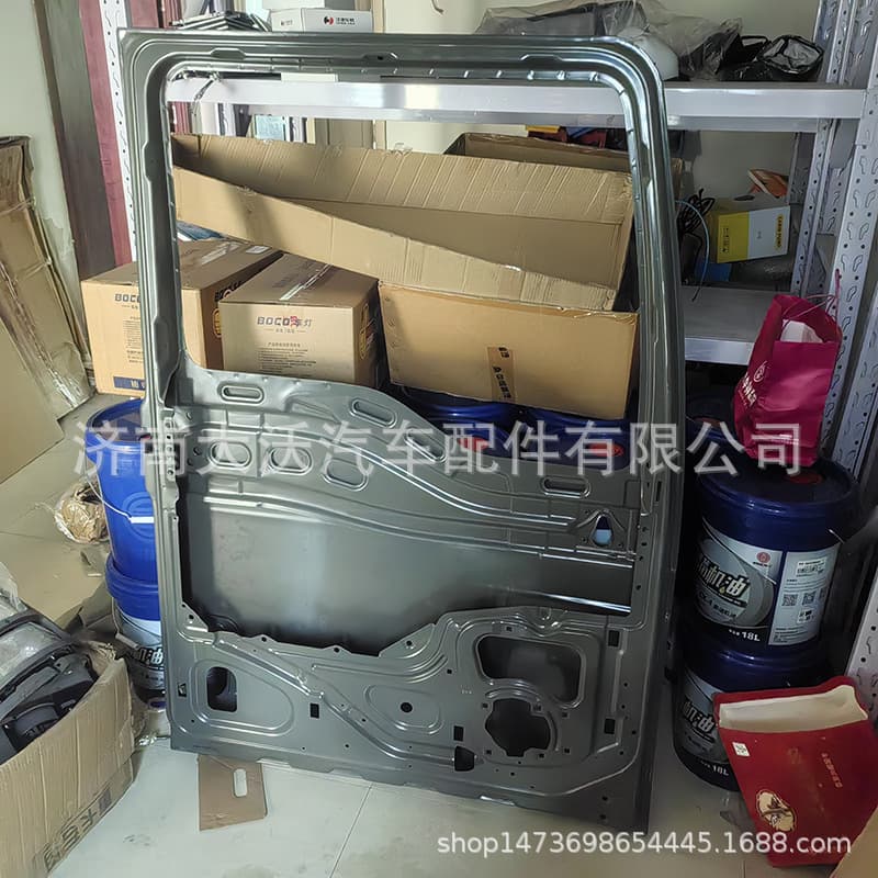 Sinotruk Howo Shandeka Cab Door Shell Electrostatic Paint Door Shell Heavy Truck Trailer Full Vehicle Parts