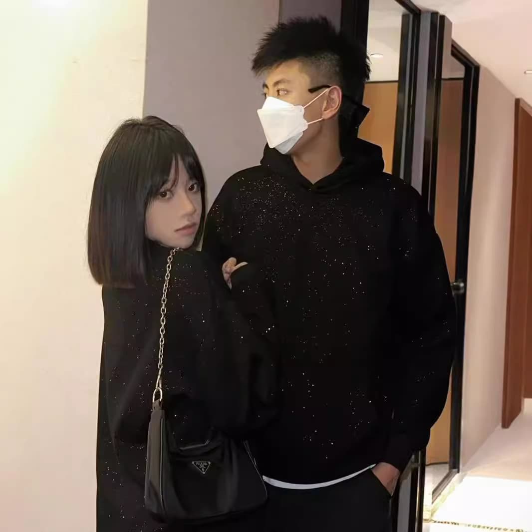 Trendy Brand Oversized Hoodie Unisex Autumn Winter New Style Shiny Glittering Hooded Sweatshirt Couple Matching Casual Top