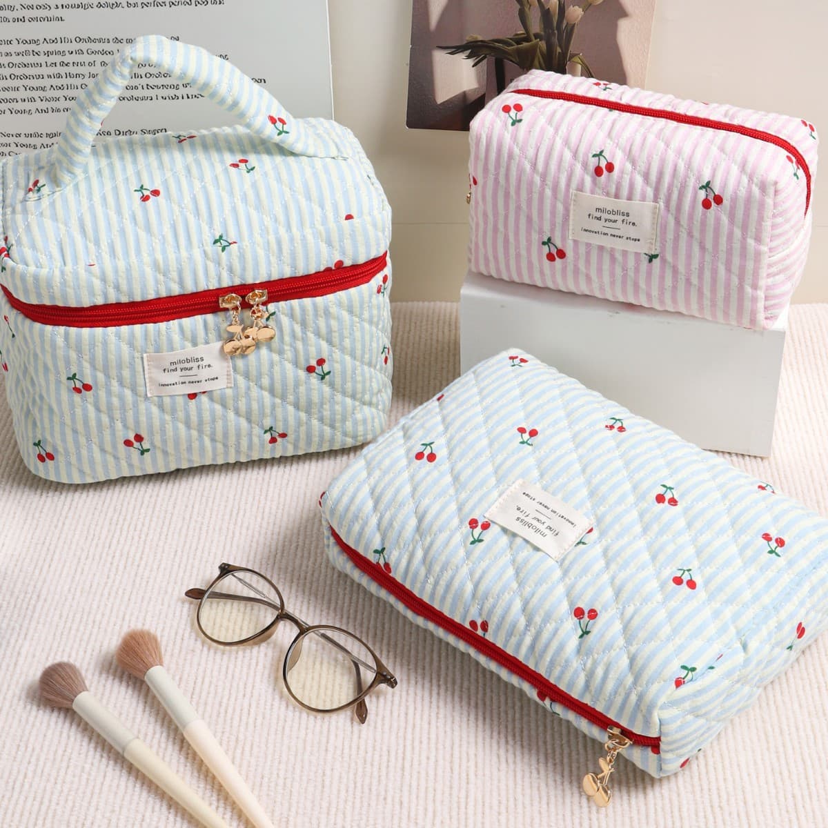 Cute Cherry Cosmetic Bag Large Capacity High-end Travel Portable Storage Bag Washing Bag Cosmetic Bag Souvenir