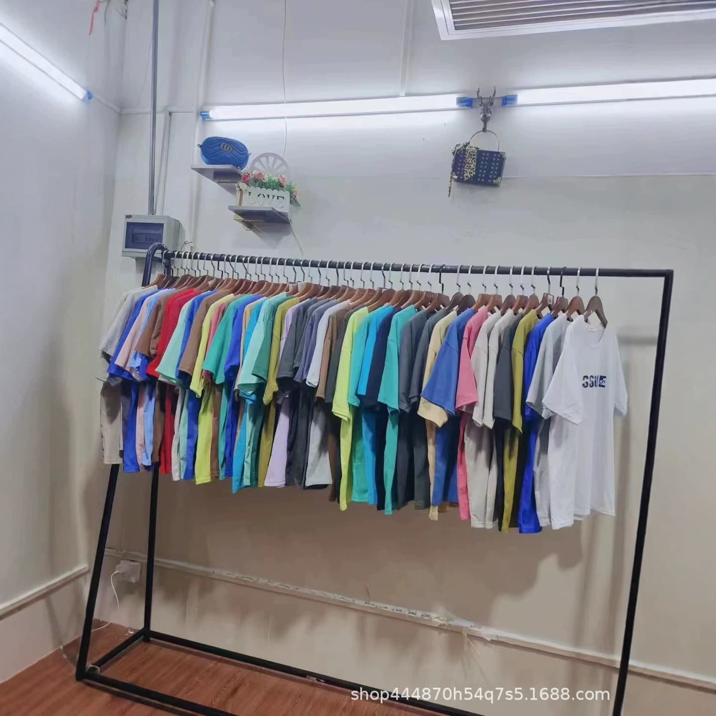 Wholesale prices at 1, 2, and 3 yuan, bulk exported to Southeast Asia, Latin America, and men's T-shirt factories