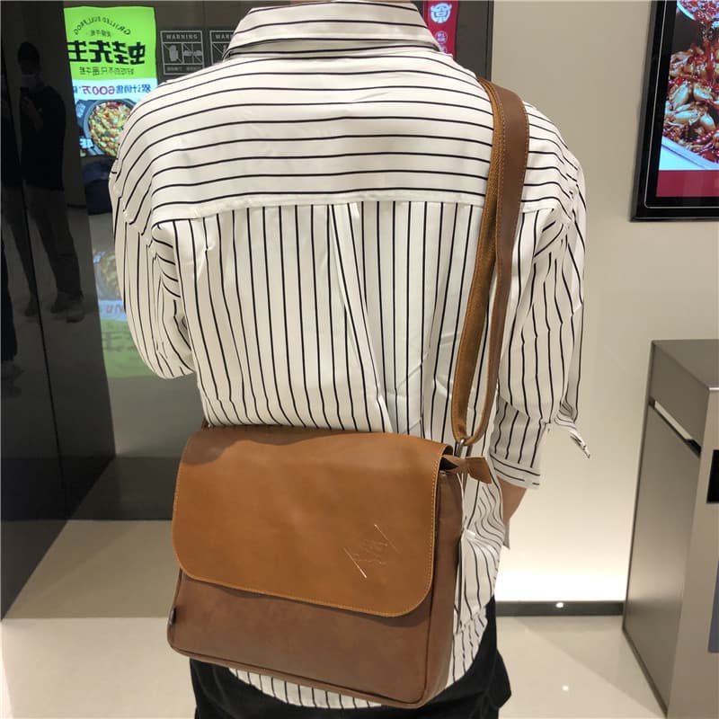 Trendy New Three-Compartment Men's Shoulder Bag Casual Crossbody Backpack Retro Korean Style Motorcycle Bag Crossbody Bag