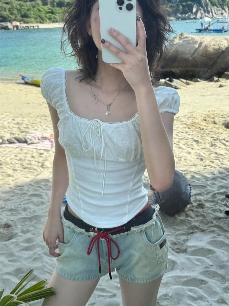 Korean Style Bubble Sleeve Top Short Sleeve T-Shirt Women Fitted Square Neck Lace Trim Slim Fit Petite White Top