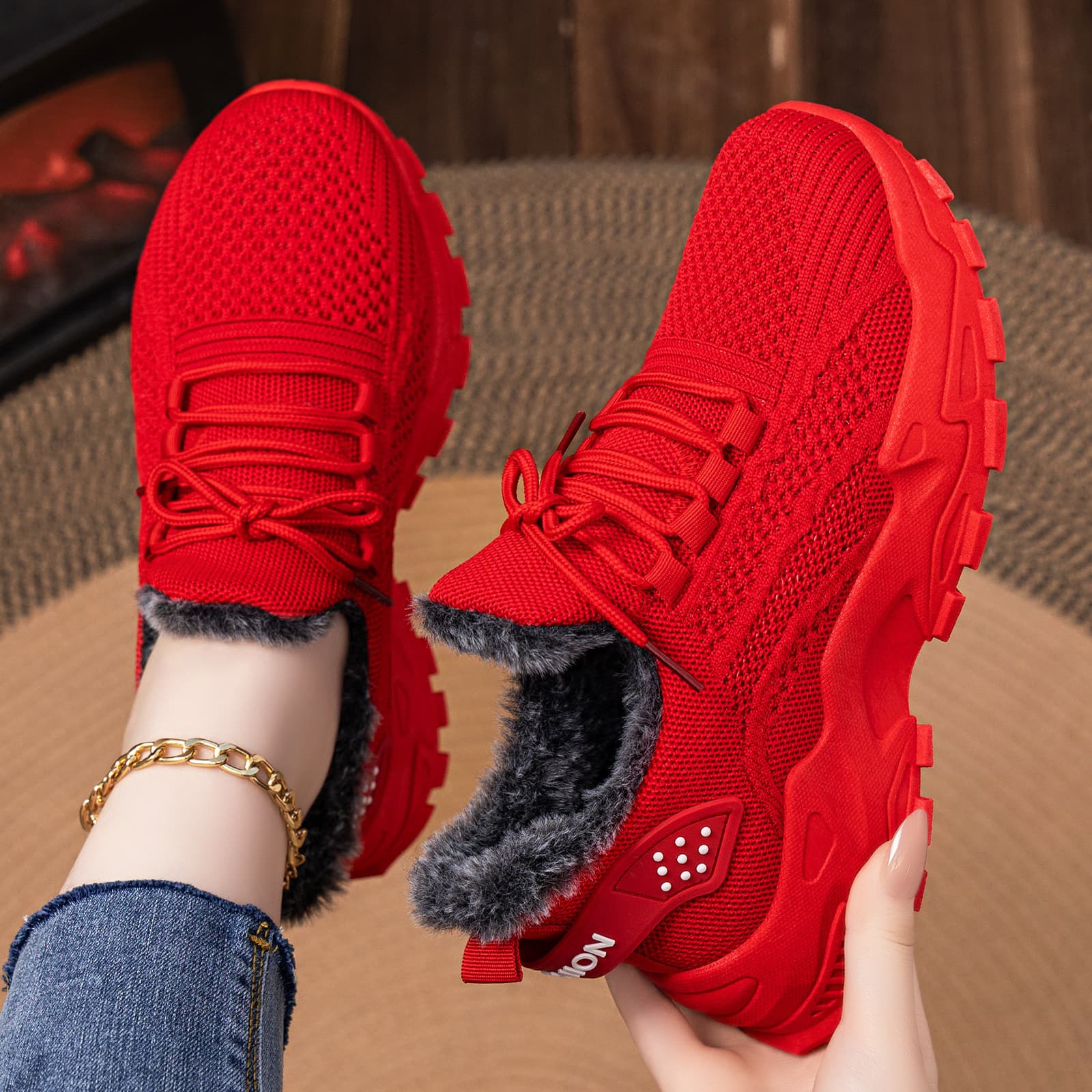 Women's Winter New Thick-Soled Boots, Fleece-Lined and Padded, Low-Cut Lightweight Short Boots, Cold-Weather Warm Boots