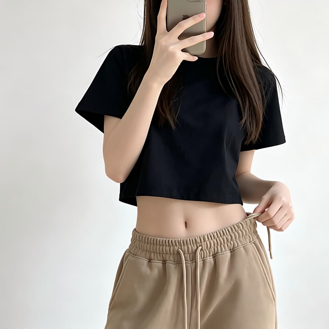 Short T-Shirt Women's Summer 2026 New Loose Inner Layer Hot Girl Pure Desire Crop Top Cotton Round Neck Square Shoulder Top