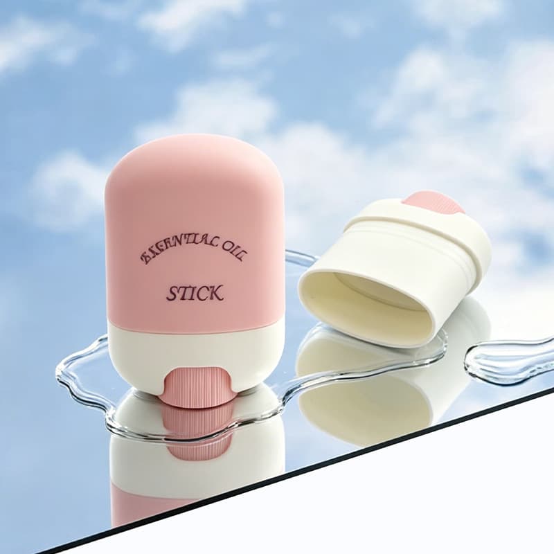 Cross-border knob cute body stick cosmetic packaging material 10g cream stick skin care products facial mask mud mask logo customization