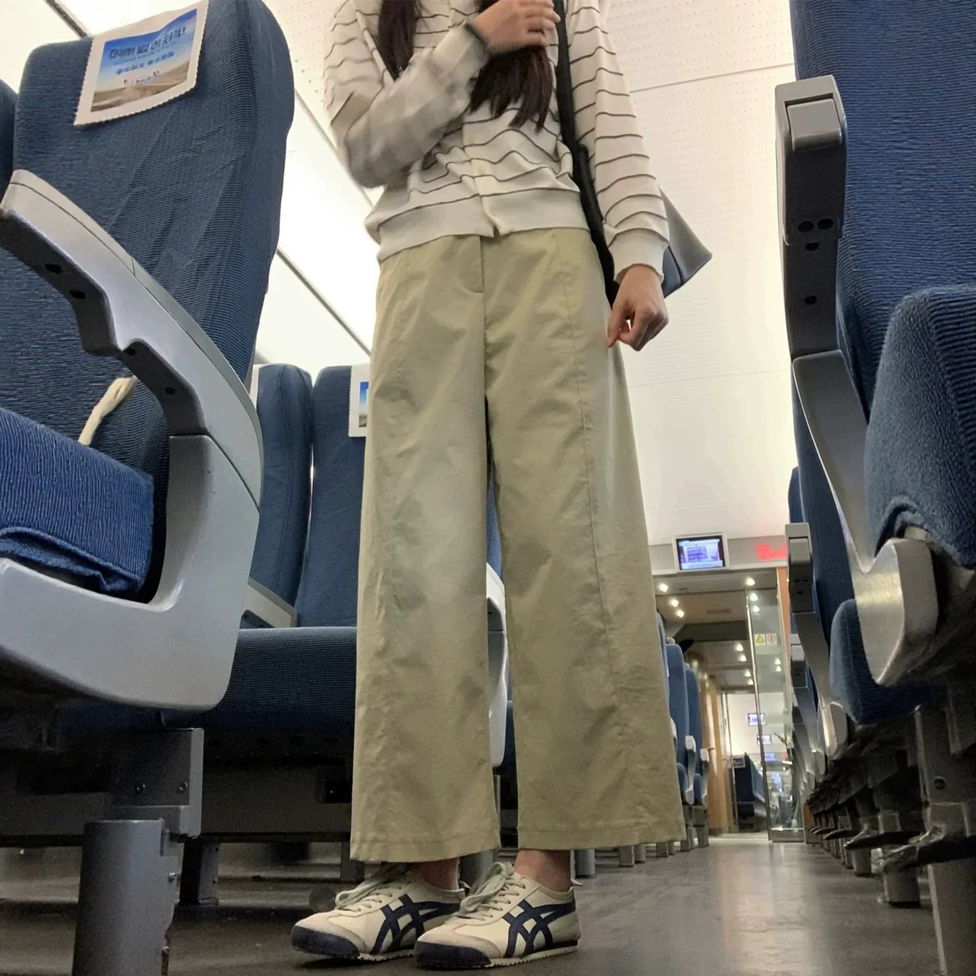 Light khaki pants for small people, nine-point straight pants, large size fat mm, slimming high-waisted wide-leg casual pants for women in summer