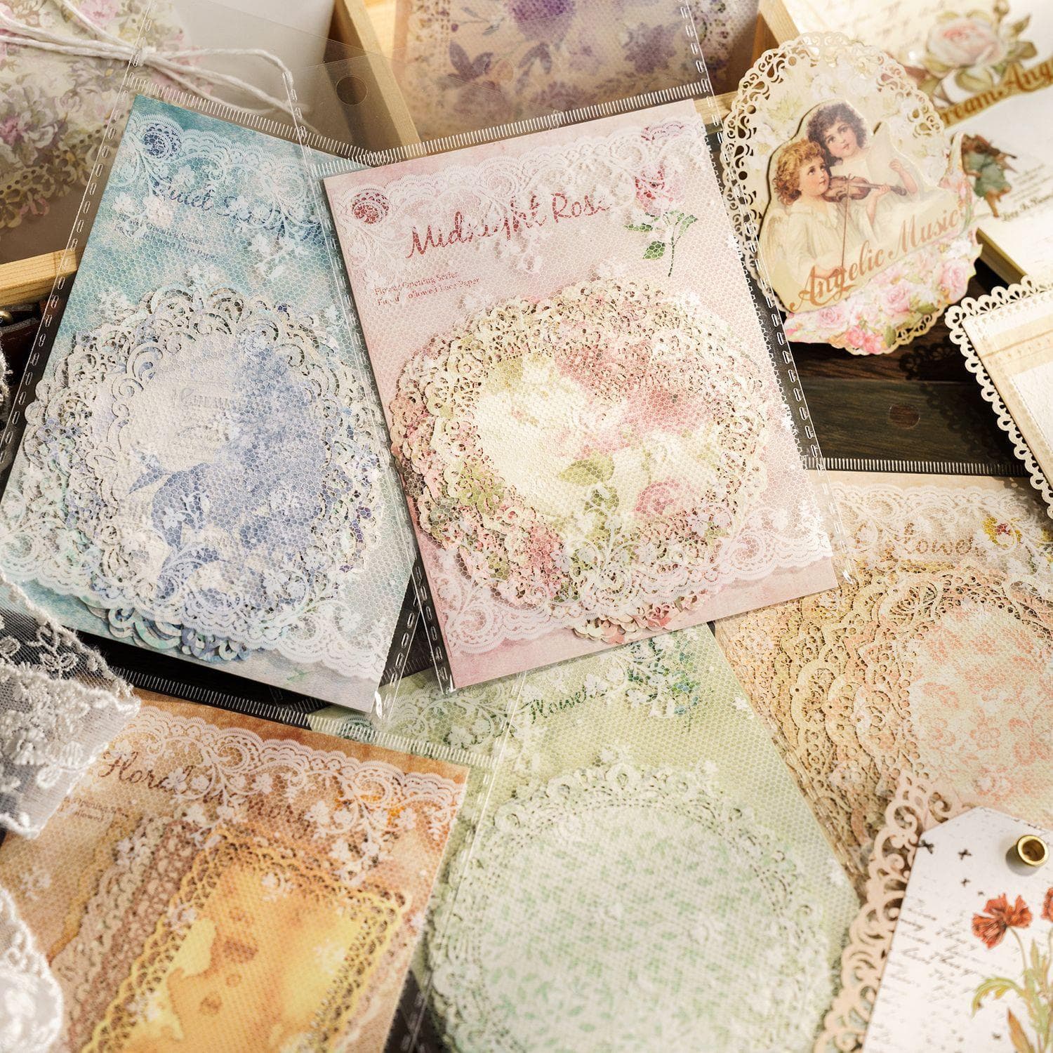 MOMO Flowers Bloom in Season Series Lace Retro Literary Small Fresh Floral Scrapbook Collage Base Paper Sticky Notes