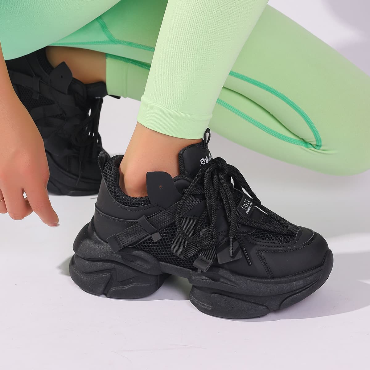 European Platform Chunky Dad Sneakers 2026 Spring Autumn New Lace-up White Casual Sports Shoes