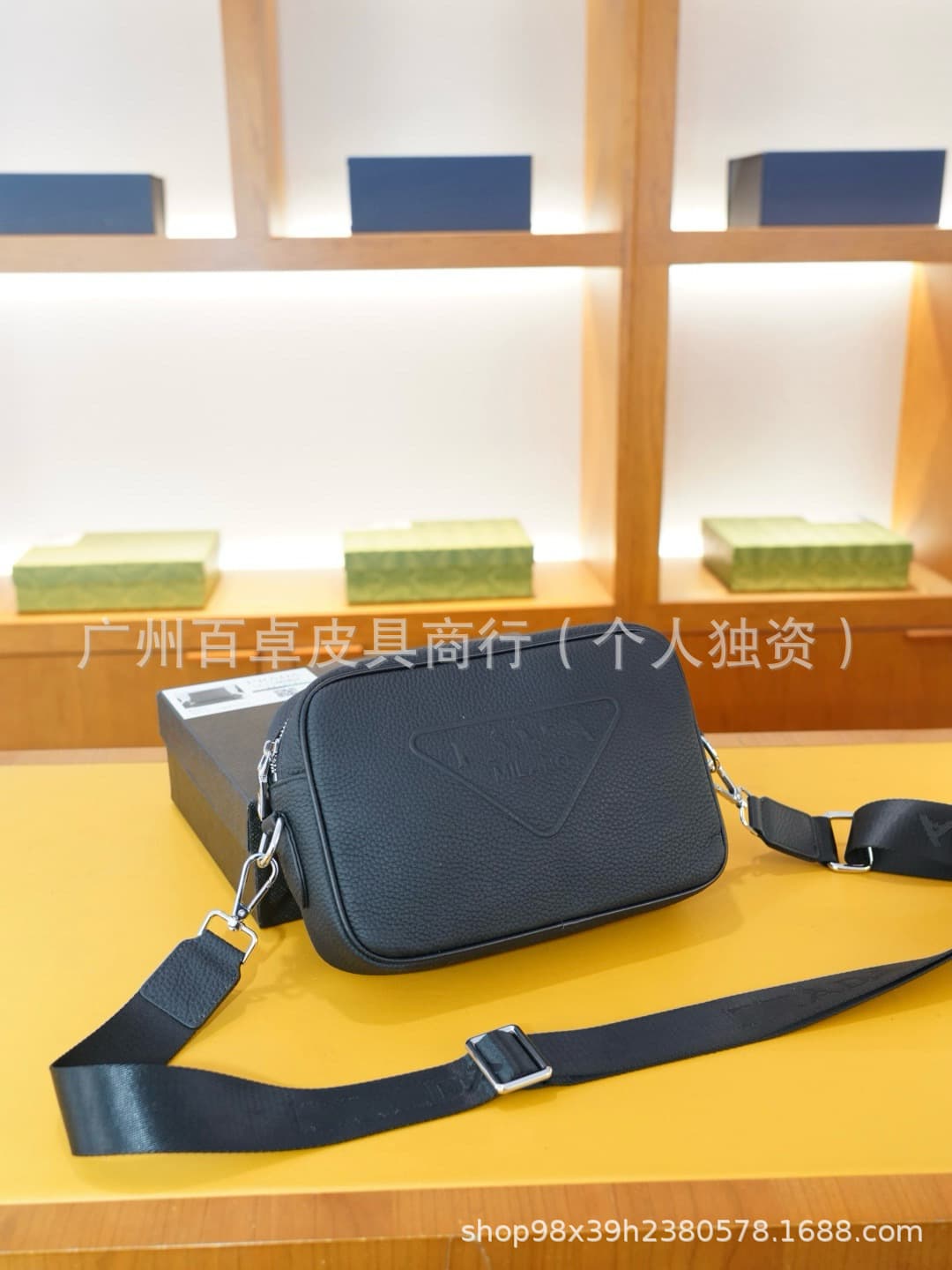 Prada Men's Cowhide Small Square Camera Bag Crossbody Bag Commuter Fashion Cross-Border with Gift Box Genuine Leather