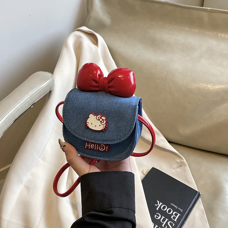 Little Girl Bag 2025 New Fashion Style Bow Girl Crossbody Bag Summer Cat Cartoon Saddle Bag