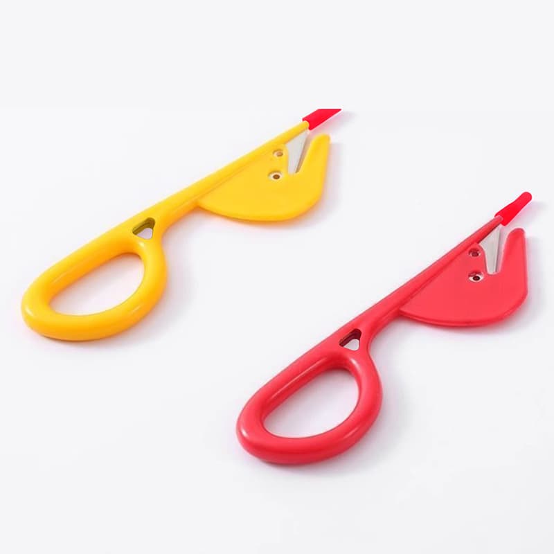 Poultry and Fish Gutting Knife - Tool for Cleaning, Splitting, and Turning Chicken and Duck Intestines, Loach, and Eel