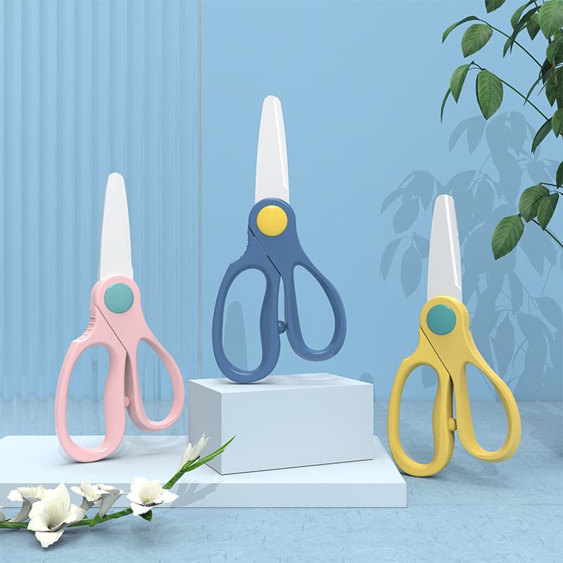 Baby Ceramic Scissors Portable Infant Food Scissors Detachable Cleaning Food Scissors with Case and Box Food Clip