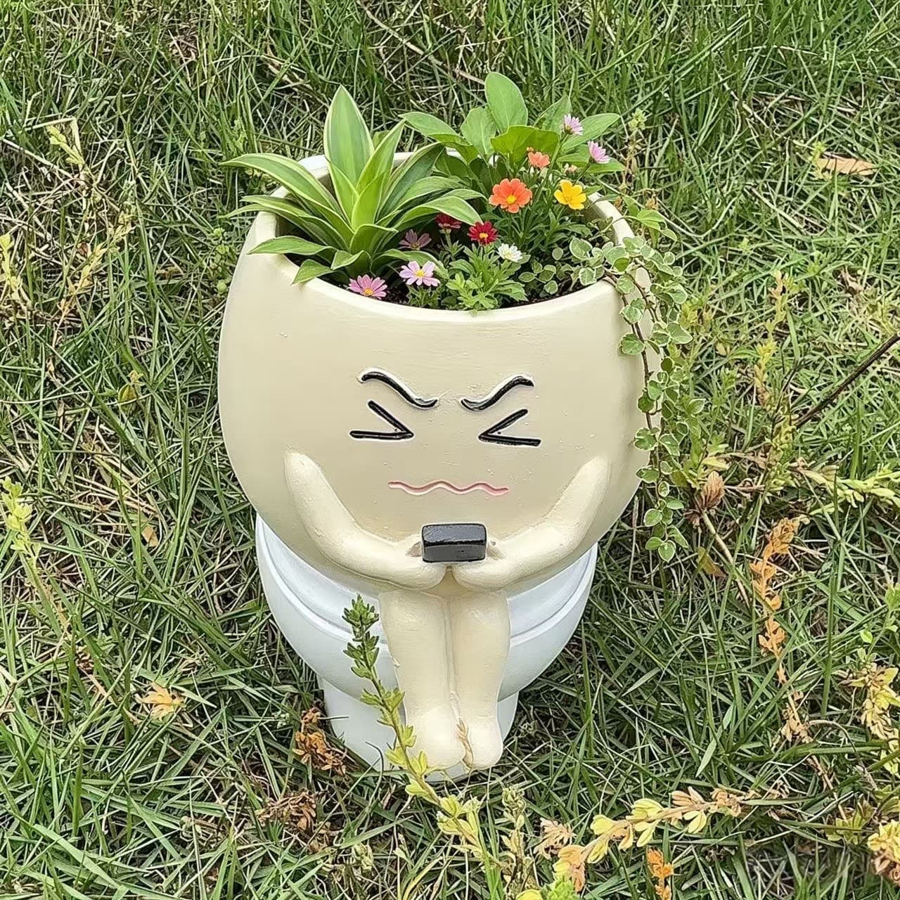 Funny Sitting on Toilet Succulent Pot Ornament Creative Cute Green Plant Office Study Desk Decor Stress-Relief Figurine