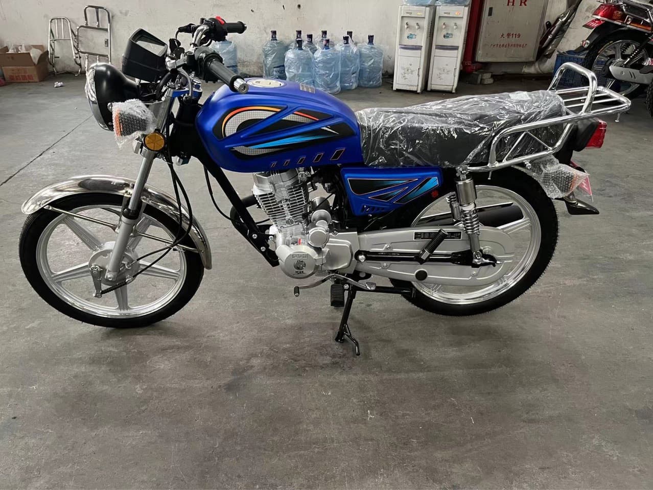 New Third Generation CG125cc 150cc Fuel Motorcycle for Export to Africa Lightweight Two-Wheel Motorcycle