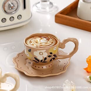 Ceramic Coffee Cup and Saucer Set, Rustic Afternoon Tea Cup with Vintage Floral Pattern, High-End Coffee Set