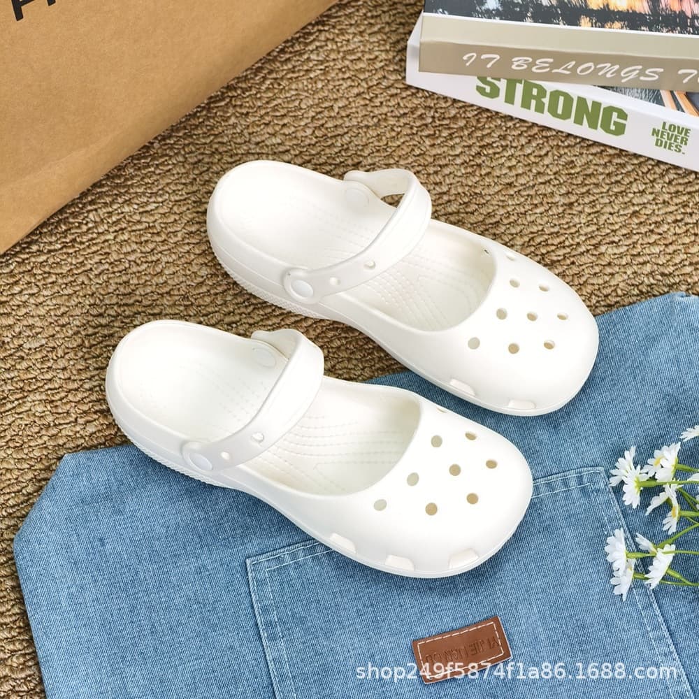 EVA Crocs Summer Hollow Ballet Shoes Nurse Shoes Women Sandals Outdoor Slippers Anti-Slip Southeast Asia Hot Sale