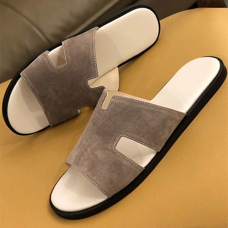 Men's Soft Leather Sandals British Style European Fashion High-End Flip Flops Indoor Outdoor Beach