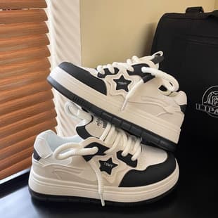 Trending White Sneakers for Women, Niche Fashion, Autumn Winter Design, Chunky Lightweight Casual Campus Sports Board Shoes