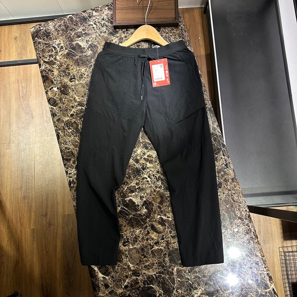 Windproof and water-proof! Urban outdoors! 3D three-dimensional tailoring spring and summer new men's commuting breathable soft shell trousers