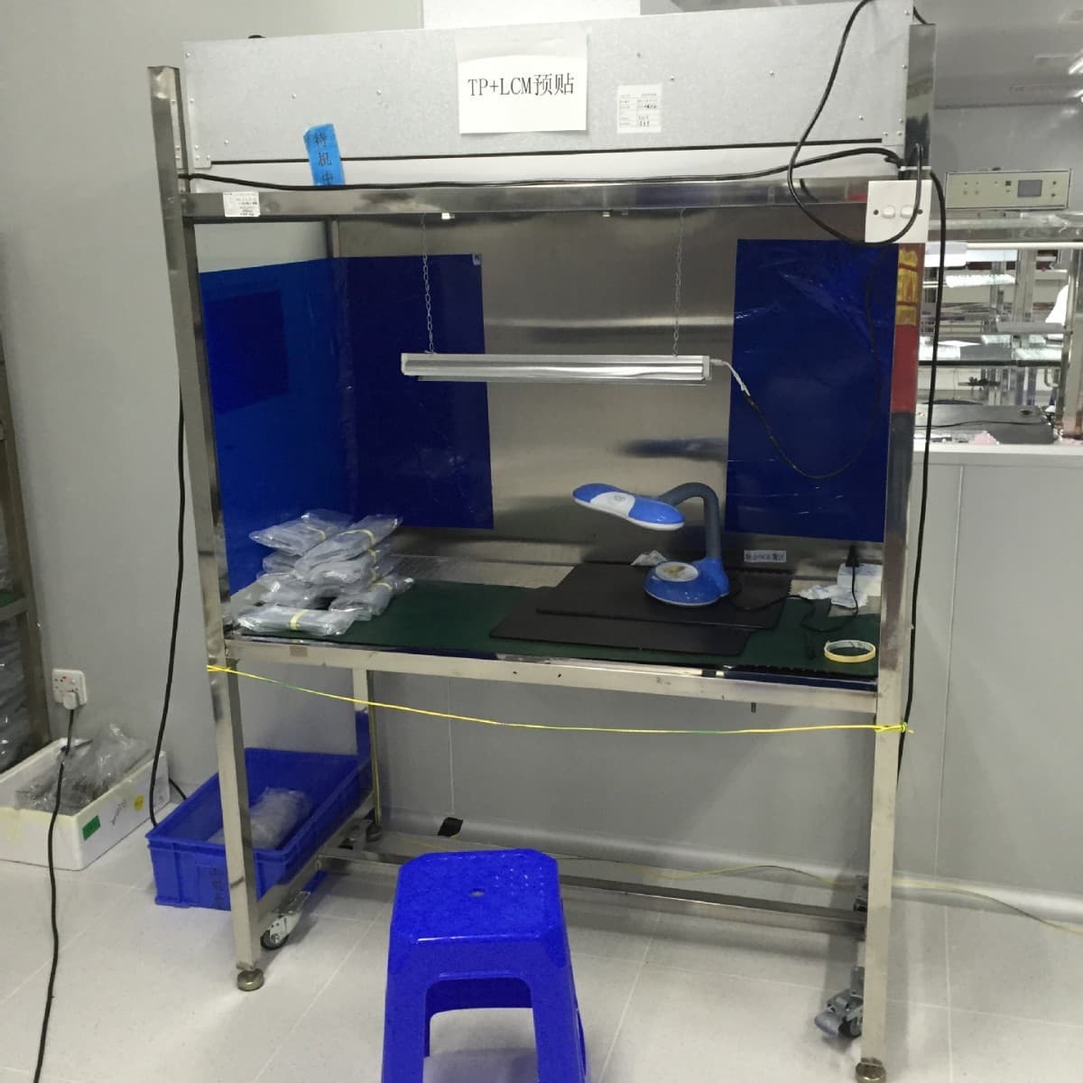 Single-Sided Vertical Laminar Flow Clean Workstation with Protective Film Application