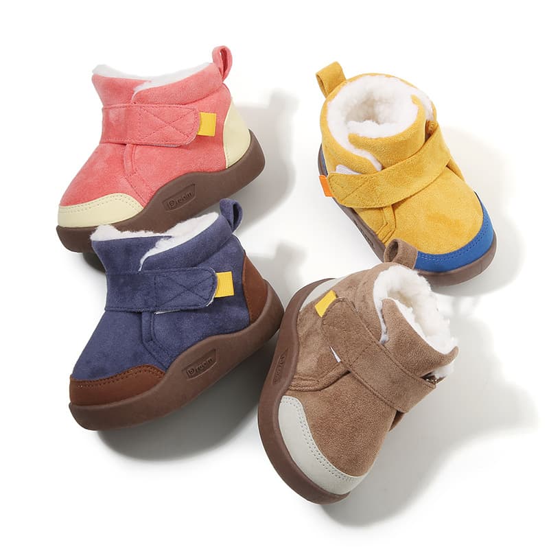 2024 winter new baby walking shoes fleece-lined thickened anti-slip soft-soled unisex short boots infant snow boots