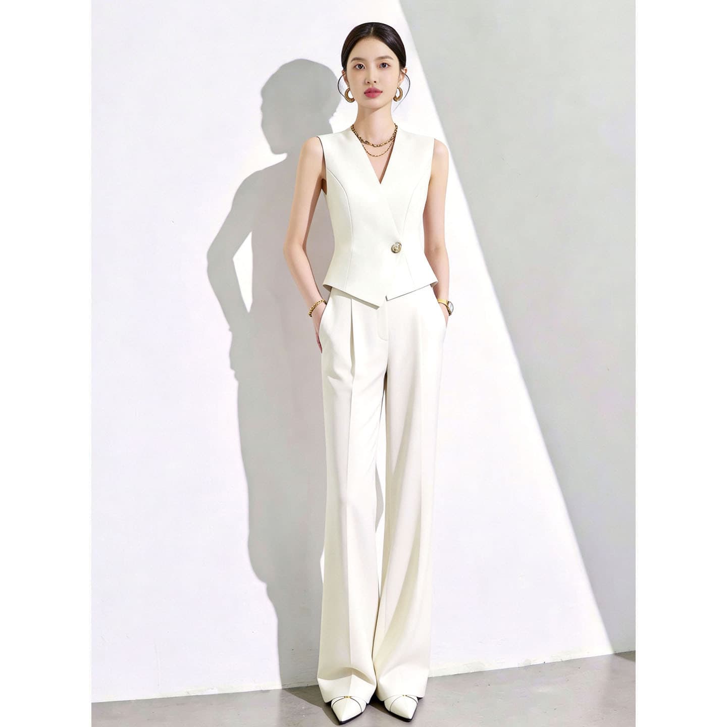 Off-white sleeveless vest wide-leg pants two-piece set women's tall and slim high-end commuter suit thin summer