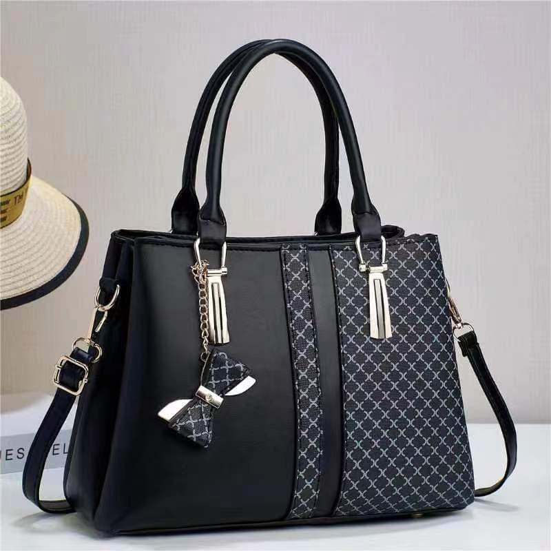 Women's Crossbody Bag New Trendy Printed Three-Layer Large Tote Shoulder Bag for Middle-aged Ladies