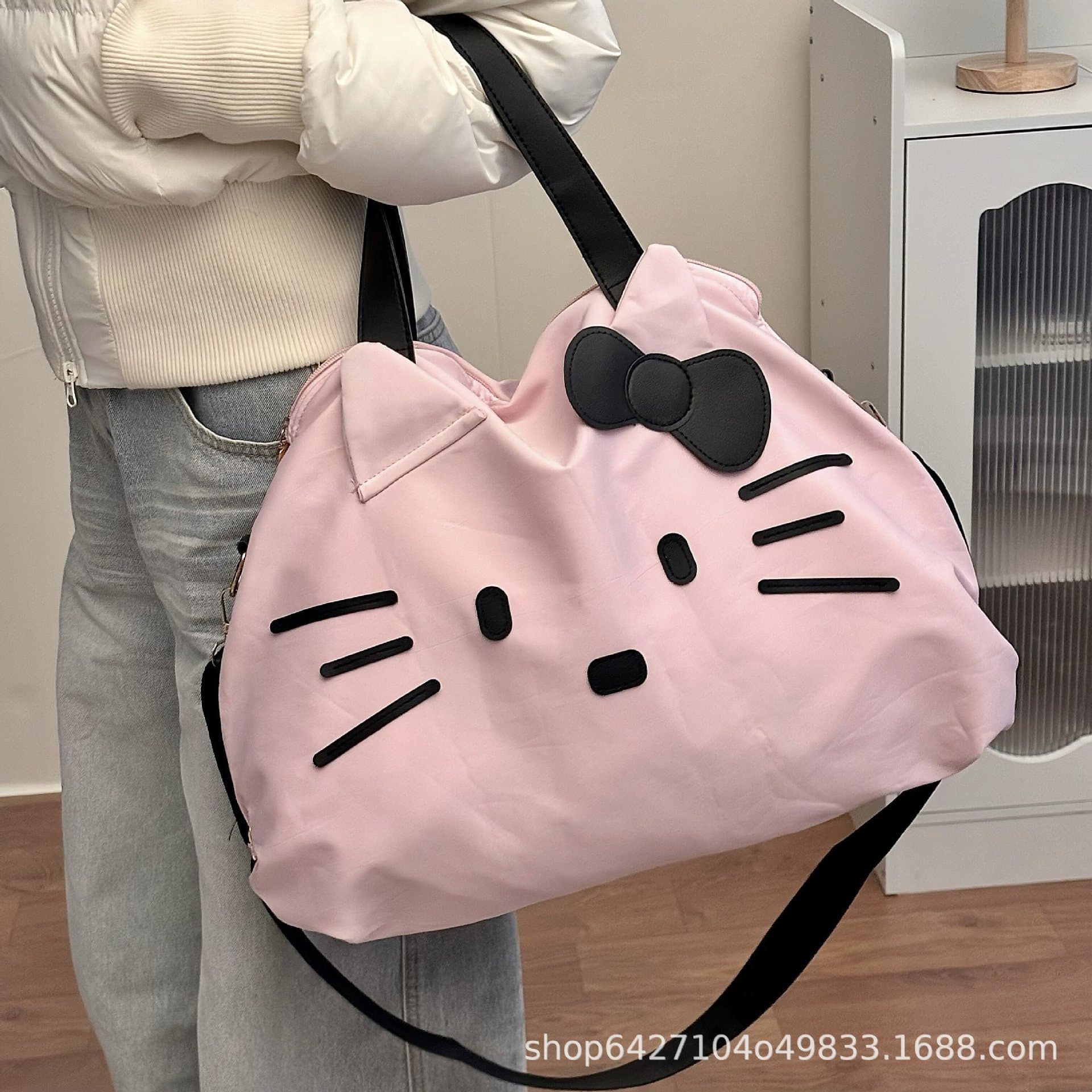Cartoon KT Cat Travel Bag for Women, Large Capacity Cute Handbag Crossbody Bag, Short Trip Business Trip Gym Bag, Can Attach to Luggage