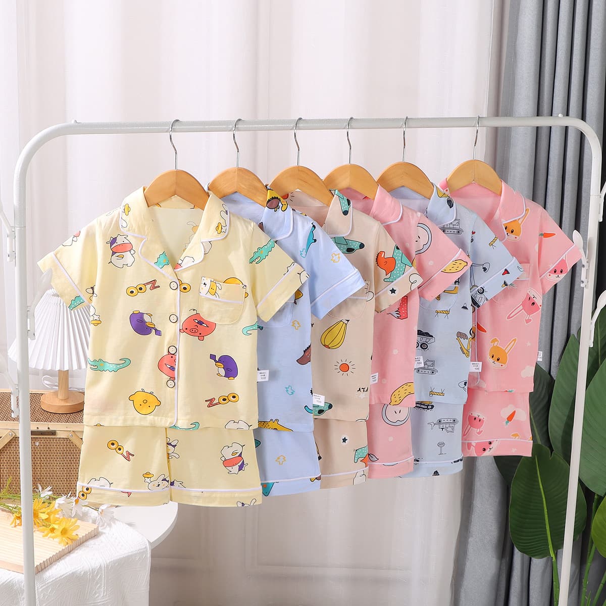 2026 New Children's Home Wear Set, Thin Cotton Pajamas for Toddlers, Air-Conditioned Clothing for Elementary School Students, Short-Sleeved Set