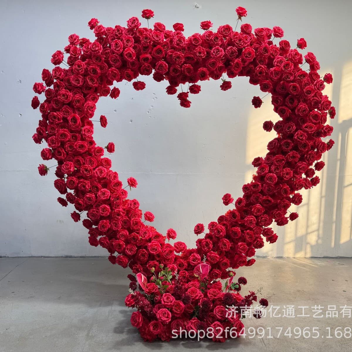 Love Series Red Rose White Rose Heart Arch Fabric Base Heart Shape Wedding Decoration
