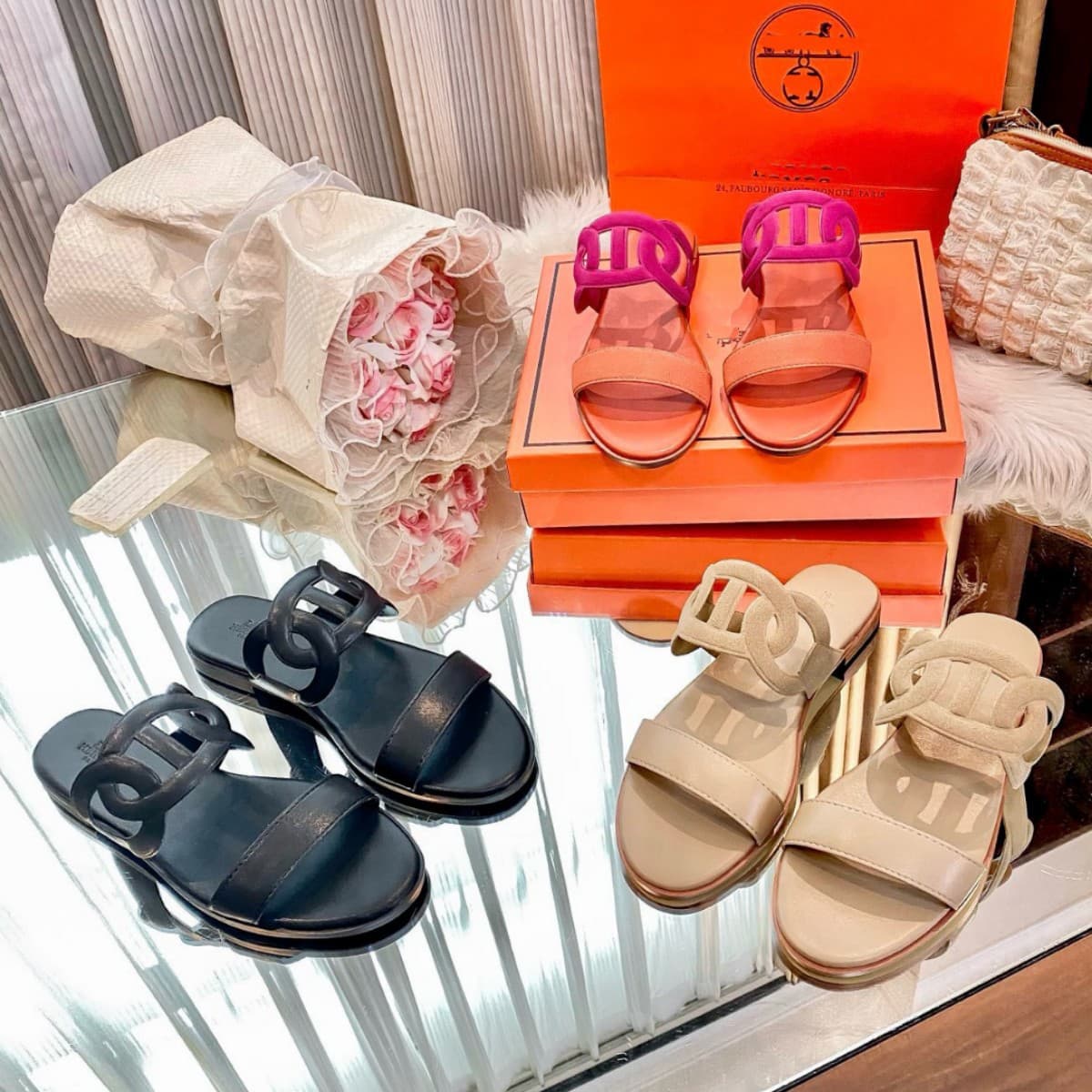H Brand Sheepskin 2026 New Style Pig Nose Flat Slide Sandals for Women, Versatile Flat Beach Vacation Slippers