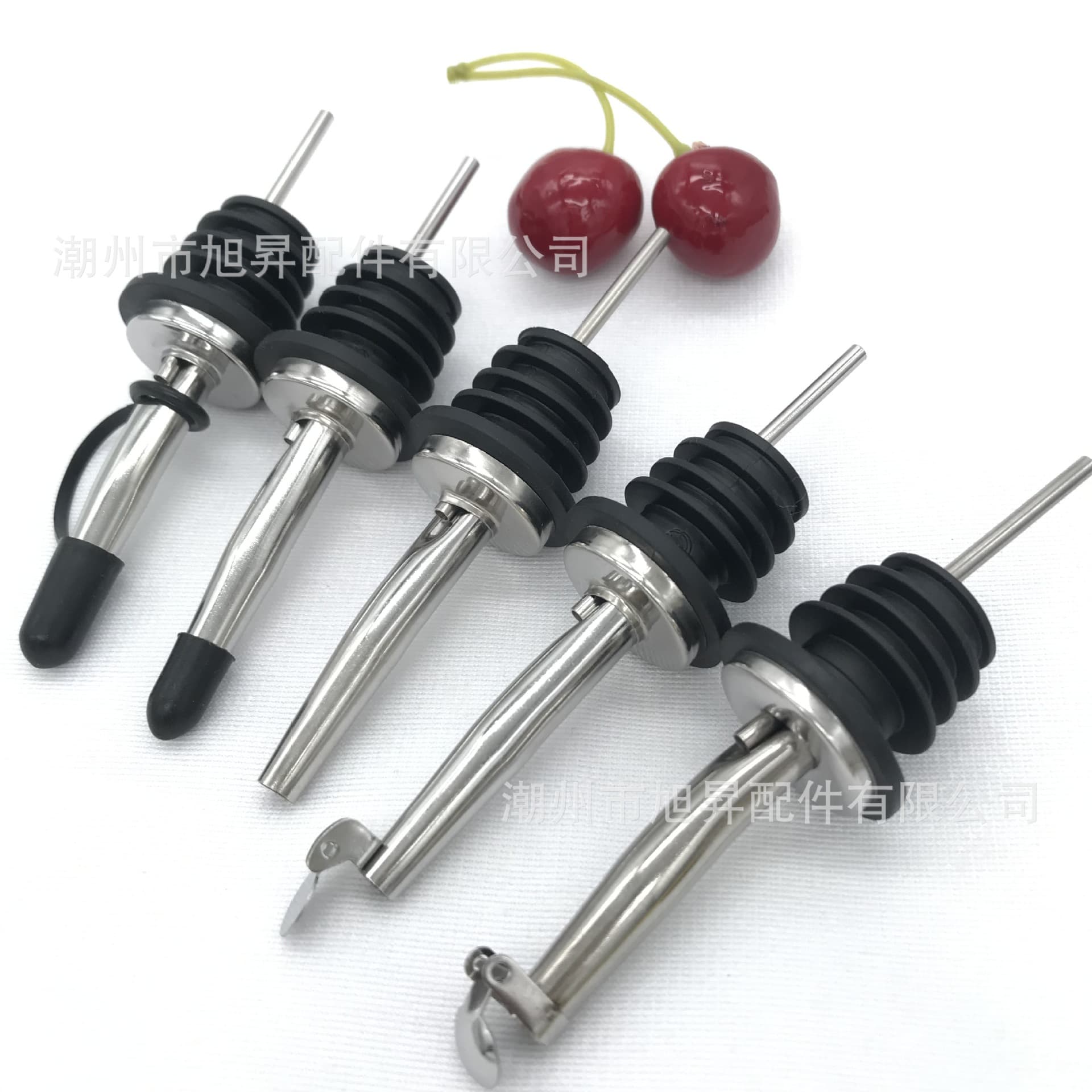 Wholesale Stainless Steel Wine Pourer, Red Wine Spout High Cover with Small Black Cap Bottle Stopper Mixer, Cross-border Hot Seller