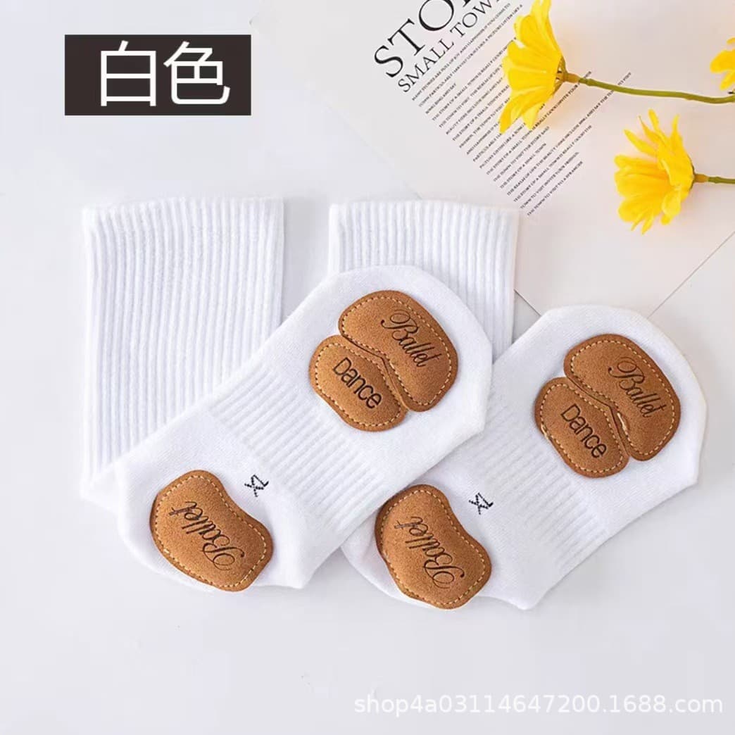 Dance Socks with Non-Slip Leather Sole, Replace Dance Shoes, Thickened Mid-Calf Socks for Practice, Modern Dance, Ballet, Classical Dance