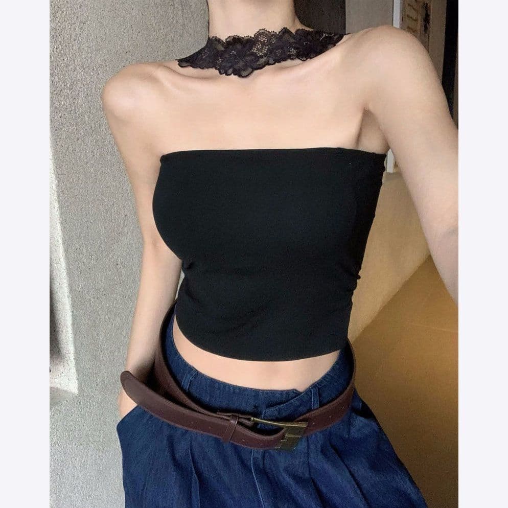 Cross-border wholesale lace spliced halterneck camisole top for women, summer slim fit inner layer design, pure white top