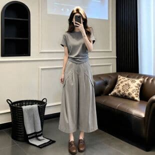 Korean-style Premium Outfit Set for Women Summer 2026 Ultra Trendy Age-Defying Short Sleeve Top with Wide-Leg Pants Complete Set