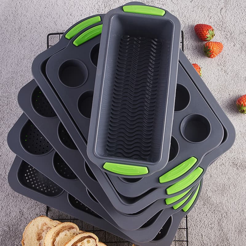 Silicone Cake Mold Bread Mold Pastry Mold Round Pan 3-Slot Toast Mold Brownie Baking Tool