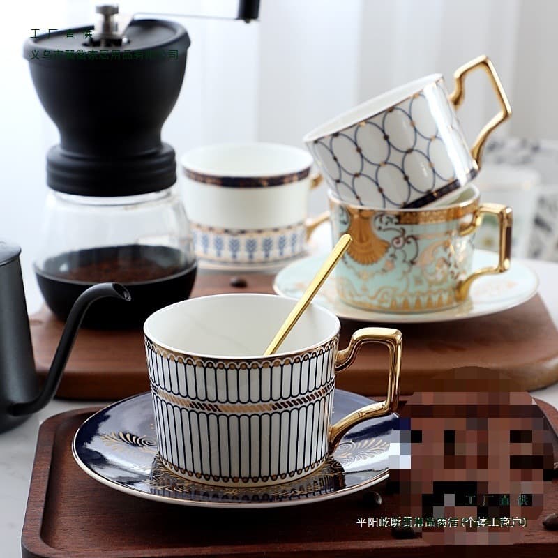 Coffee cup and saucer set British afternoon tea tea set bone china cup, saucer and spoon set ceramic light luxury style 2025 new style