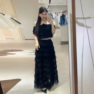 Shenzhen Nanyou French Light Luxury Lace Top and Cake Skirt Two-Piece Set for Women Summer 2026 New Slimming Youthful Set