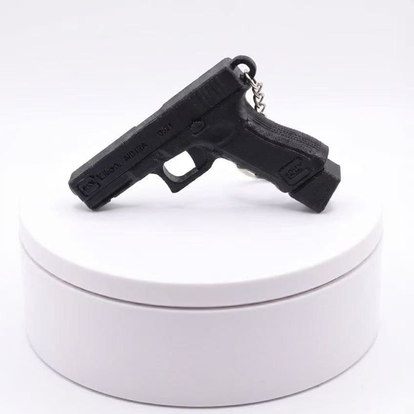 Cross-border Hot-selling Pistol Keychain Tactical Style Men's Keychain Creative Stress Relief Gift